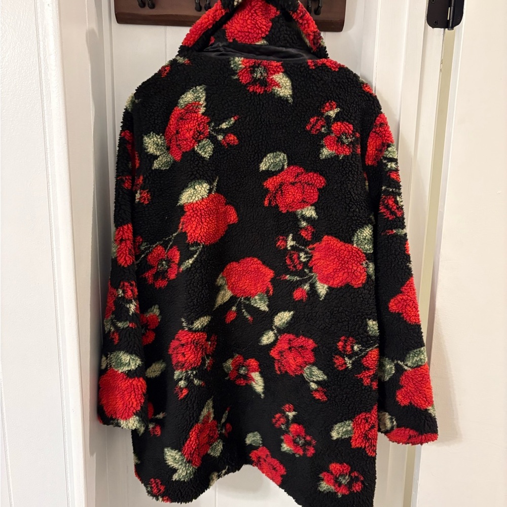 Floral Teddy Jacket in Black with Red Roses - Picture 2 of 4